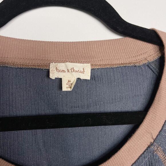 New Hem & Thread Medium M Blue Pink Denim Blue Textured Boxy Henley Long Sleeve - Picture 7 of 9